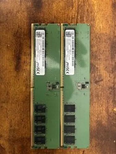Micron DDR5 SDRAM UDIMM 32GB PC5-5600B 288-Pin MTC16C2085S1UC56BD1