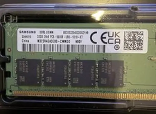 NEW Samsung 32GB DDR5-5600 PC5-5600B UDIMM RAM M323R4GA3EB0 Factory Sealed