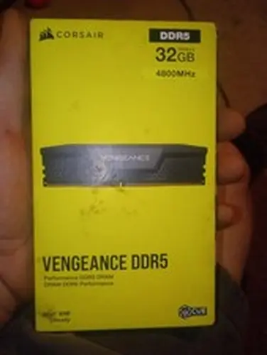 Crosshair 32g Cengance DDR5 4800mhz