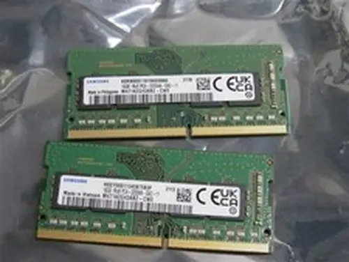 32GB KIT 2 x Samsung 16GB PC4-3200AA DDR4 SODIMM LAPTOP RAM PC4-3200AA-SA2-11!