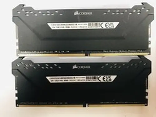 Corsair Vengeance RGB Pro 32GB (2x16GB) DDR4 3600MHz (CMW32GX4M2D3600C18)