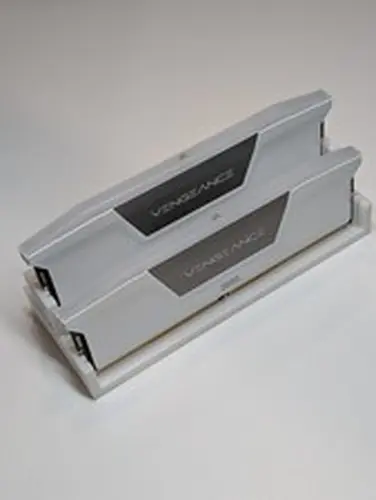 Corsair Vengeance 32GB 2x16GB DDR5 6000 CL36 Intel XMP White RAM