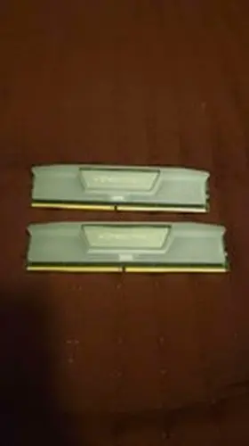 Corsair CORSAIR VENGEANCE 64GB (2 x 32GB) PC5-41600 (DDR5-5200) C40 DIMM Memory - Black