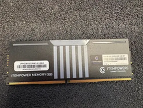 ITEMPOWERS 16GB RGB DDR4 3200MHz - Desktop Memory