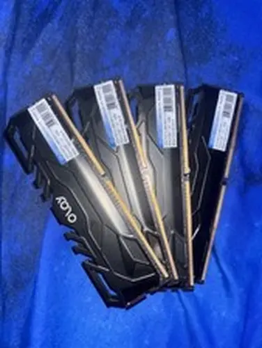 4x Oloy 32GB (2 x 16GB) PC4-28800 (DDR4-3600) UDIMM Memory (MD4U1636181CHKDA)