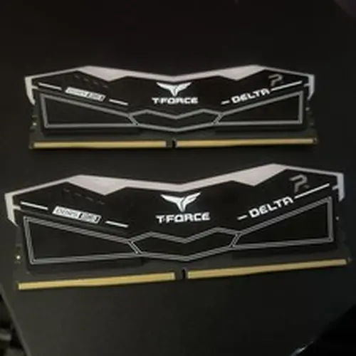 Team Group 16GB (2 x 8GB) 288-Pin PC RAM DDR5 6000 (PC5 48000) Memory Model FF7D