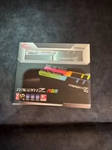 G.SKILL Trident Z RGB 16GB (2x8GB) DDR4 RAM Memory Kit EXCELLENT CONDITION