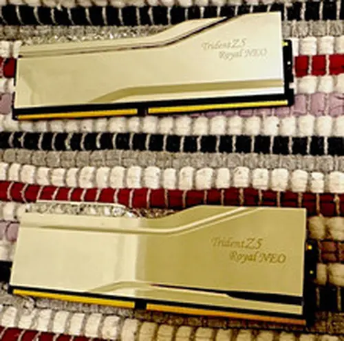 G.SKILL Trident Z5 Royal Neo Series DDR5 RAM (AMD EXPO) 32GB (2x16GB) 8000MT/s