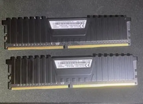 2 x 4 GB 2400MH Vengeance DDR4 CMK8GX4M2A2400C16 8GB 2400MHz 16-16-16-39 1.20V