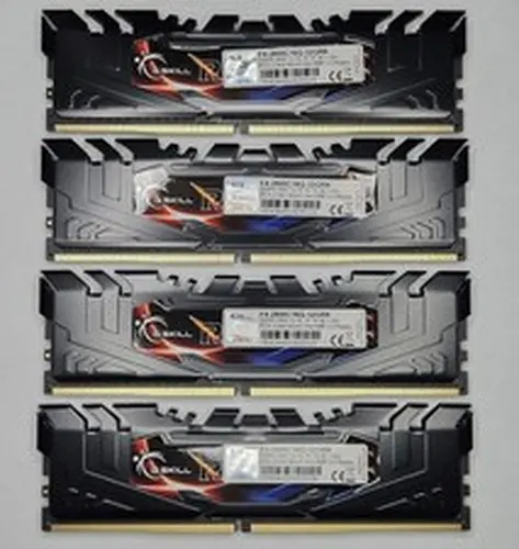 Ripjaws 32GB Kit (4X8GB) PC4-22400 DDR4-2800MHz Desktop RAM F4-2800C16Q-32GRK