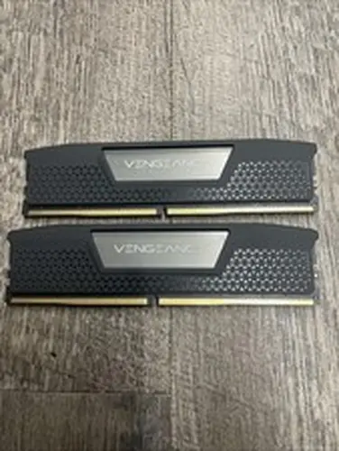 Corsair Vengeance 64GB (2x32GB) RAM DDR5 6800MHz CMK64GX5M2X6800C32 Intel XMP