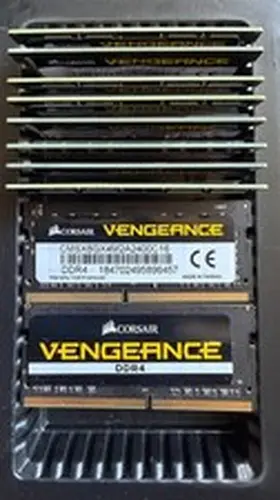 Corsair Vengeance 4GB DDR4 SO-DIMM RAM 2400MHz