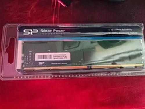 Silicon Power 4 GB (1x4) DDR4 2400 RAM SP004GIRFE240NH0