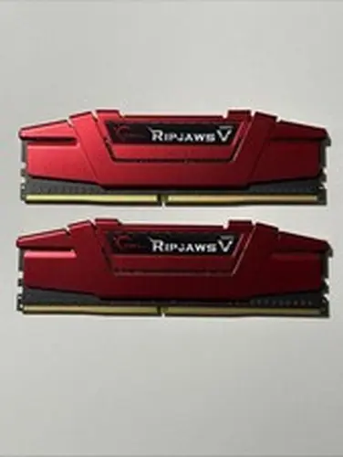 G.SKILL Ripjaws V 16GB (2x8GB) DDR4-2400 PC4-19200 DIMM 288-Pin XMP