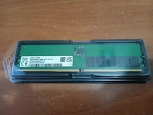 16GB SK Hynix DDR5-4800 EC4 ECC UDIMM DESKTOP/SERVER RAM Memory HMCG78MEBEA081N