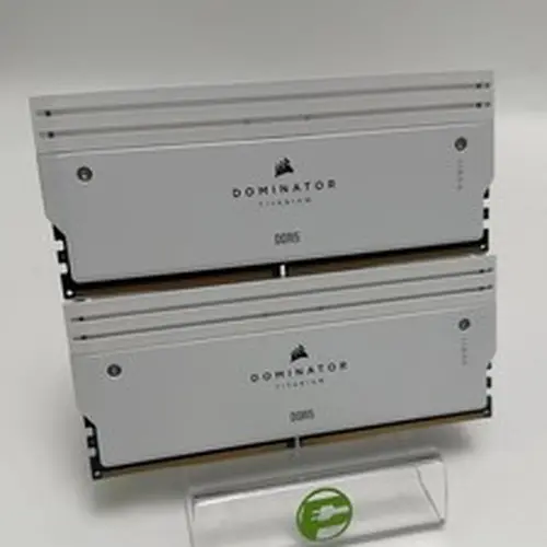 Corsair Dominator Titanium DDR5 32GB (2x16GB) RAM 6600MHz CMP32BX5M2B6000C30W
