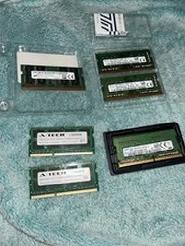 4x DDR4 8gb 2x DDR3 8gb Assorted Ram 8gb Stick Memory (READ DESCRIPTION)