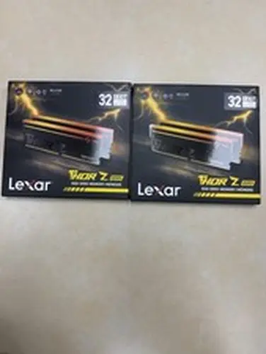 Lexar THOR Z RGB DDR5-6000 CL38 32GB (2x16GB) 288-Pin DIMM RAM
