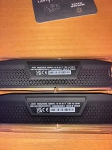 Corsair Vengeance 16GB (2x8GB) RAM DDR5 5200MHz CMK5S8G1A52Z40B2