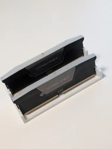 Corsair Vengeance RGB 32GB 2x16GB DDR5 6000 CL40 Intel XMP Black