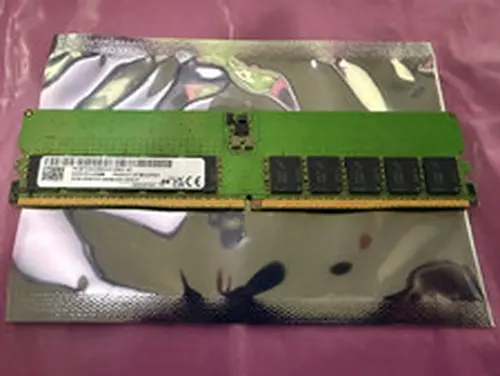 Micron 32GB DDR5-4800 ECC UDIMM MTC20C2085S1EC48BA1 Single Stick