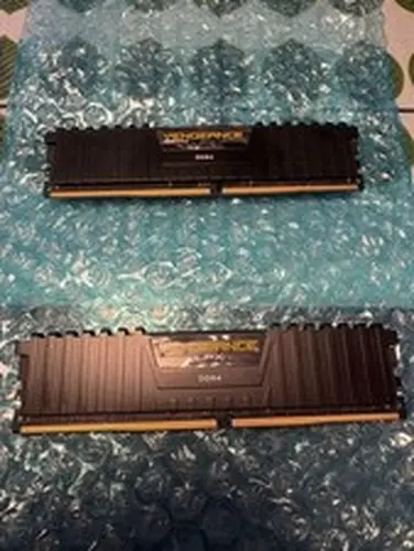 Corsair Vengeance LPX 16GB (8GBx2) DDR4-3200 RAM, Dual Channel
