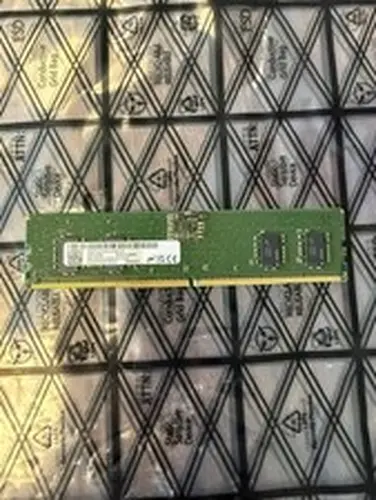 Micron 8GB DDR5 1Rx16 PC5-5600B UDIMM 5600MHz RAM Memory MTC4C10163S1UC56BD1-KF