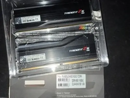 G. Skill Trident Z5 RGB Series 32GB (2x16gb) PC RAM DDR5 6800