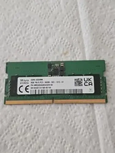 SK Hynix 8GB DDR5 5600 MHz PC5-44800 SODIMM Laptop Memory RAM HMCG66AGBSA092N