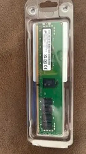 Micron MT18ASF2G72PDZ-3G2R1AI 16GB DDR4, 2Rx8, 288-pin