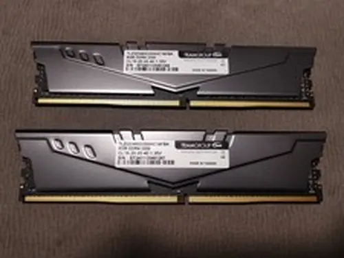 Team Group VulcanZ 16GB (2x8GB) PC4-25600 (DDR4-3200) Memory Kit