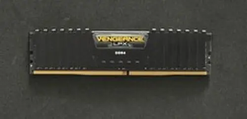 CORSAIR VENGEANCE LPX 16GB (2x8GB) PC4-25600 (DDR4-3200) Desktop Memory