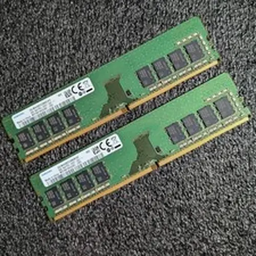 Samsung 16GB DDR4 RAM (2x8GB) DDR4-2400 Memory