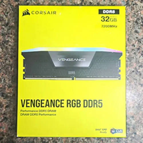 Corsair Vengeance RGB DDR5 32GB (2x16GB) 7200MHz DIMM Intel XMP
