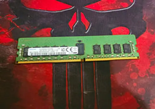Gaming Ram Samsung 16GB DDR4 Registered RDIMM PC4-2933Y M393A2K40CB2-CVFBY