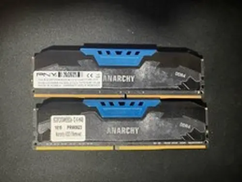 2 8GB DDR4 RAM