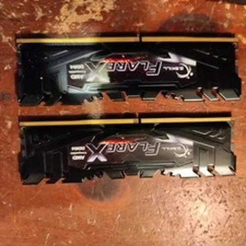 G.Skill 16GB (2x8GB) DDR4 2400MHz Desktop Memory Ram F4-2400C16D-16GFX