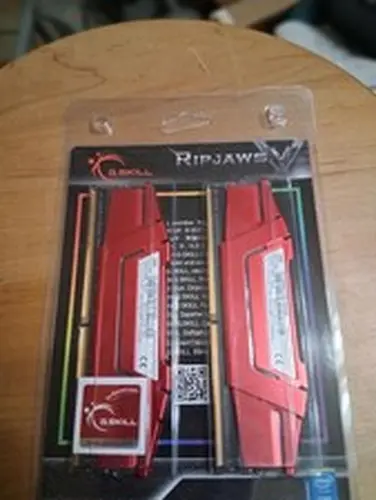 G.SKILL Ripjaws DDR4-2666 8 GB (4GX2) F4-2666C15D-8GVR