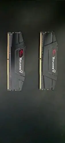 G.Skill RipJaws V 16GB (2x8GB) PC4-28800 (DDR4-3600) Memory F4-3600C16D-16GVKC