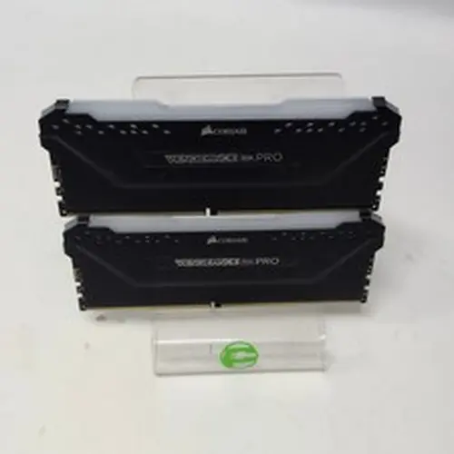 Corsair Vengeance RGB Pro 16GB (2x8GB) RAM DDR4 3200MHz CM4B8G1L3200K16W4-031