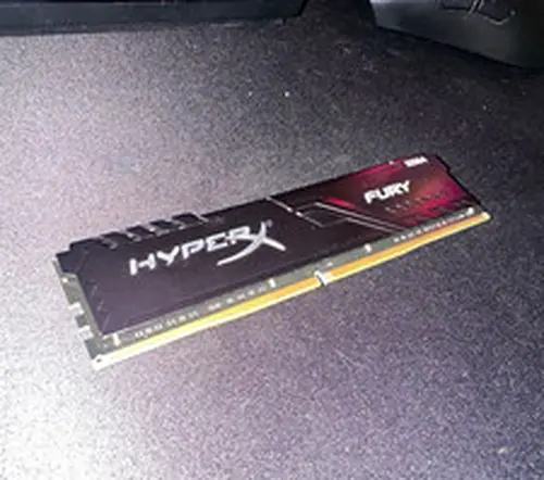 HyperX FURY 16GB (1x16GB) DDR4-3200 DDR4 SDRAM DIMM 288-Pin XMP