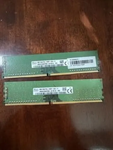 SK Hynix HMA81GU6AFR8N 8GB DDR4 PC4-2400T 1Rx8 UDIMM Desktop Memory RAM