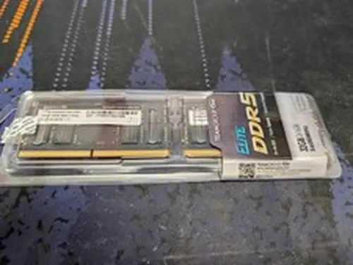 TEAMGROUP 32GB (2x16GB) DDR5-5600 262-Pin SO-DIMM Non-ECC Laptop RAM