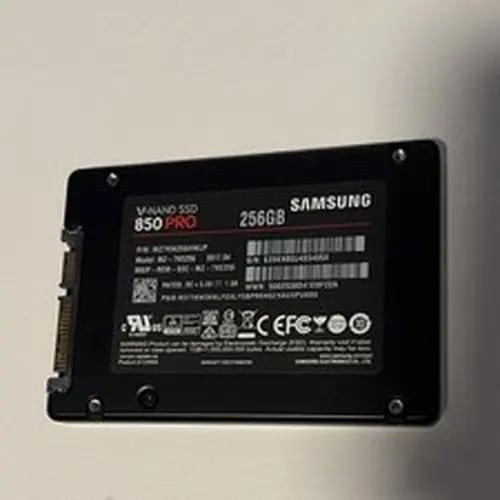 Samsung 850 PRO 256GB 2.5" SATA III Internal SSD V-NAND MZ-7KE256