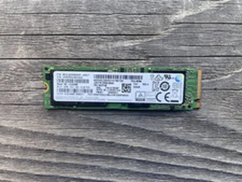 Samsung MZ-VLW2560 NVMe SSD 256GB M.2 PCIe Internal PM961 Good