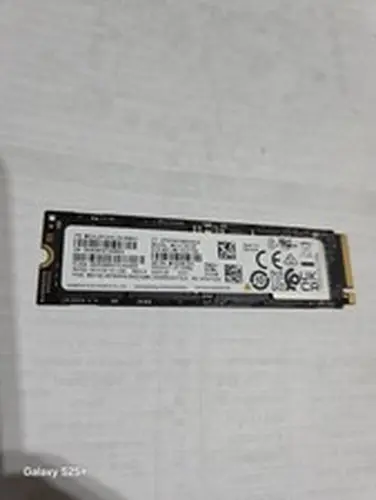 M.2 MZ-VL25120 Samsung 512GB PCI-Express 4.0x4 (NVMe) Internal Solid State Drive