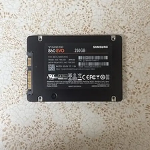 Samsung 860 EVO 250GB SATA III 2.5" SSD MZ-76E250 SSD