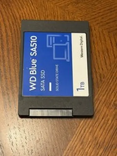 Western Digital Blue 1TB SATA 2.5” Solid State Drive SSD