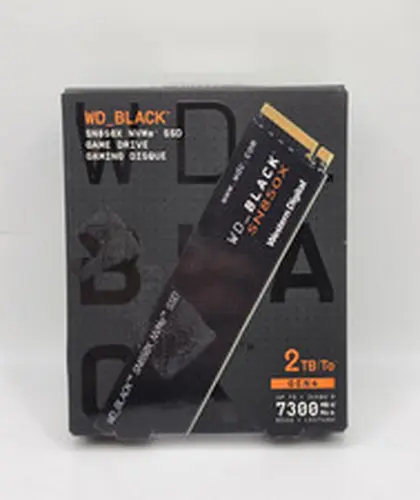Western Digital WD_BLACK SN850X NVMe SSD 2TB PCIe Gen 4 x4 M.2 2280 WDS200T2X0E