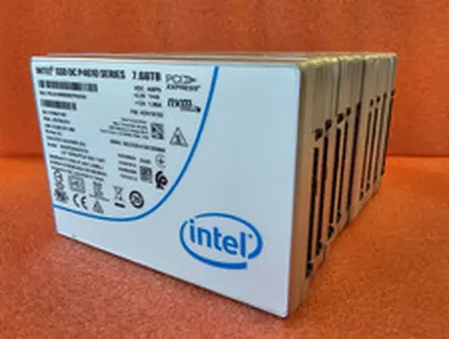 Intel SSD DC P4610 7.68TB U.2 NVMe Grade A · Near-Zero Wear · 0% Endurance